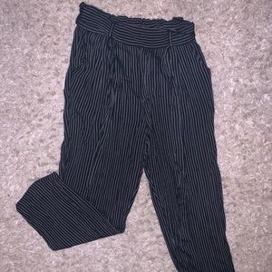 Black striped American eagle Flowey dress pants